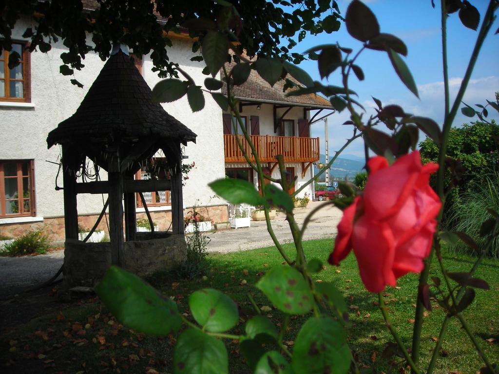 La Bardeliere Vila Corbelin Exterior foto